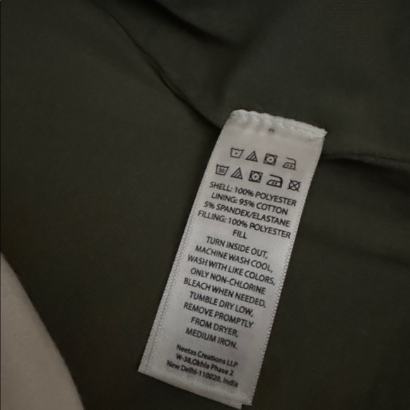 Tommy Bahama 3 piece set size 24 months new with tags - Picture 11 of 11